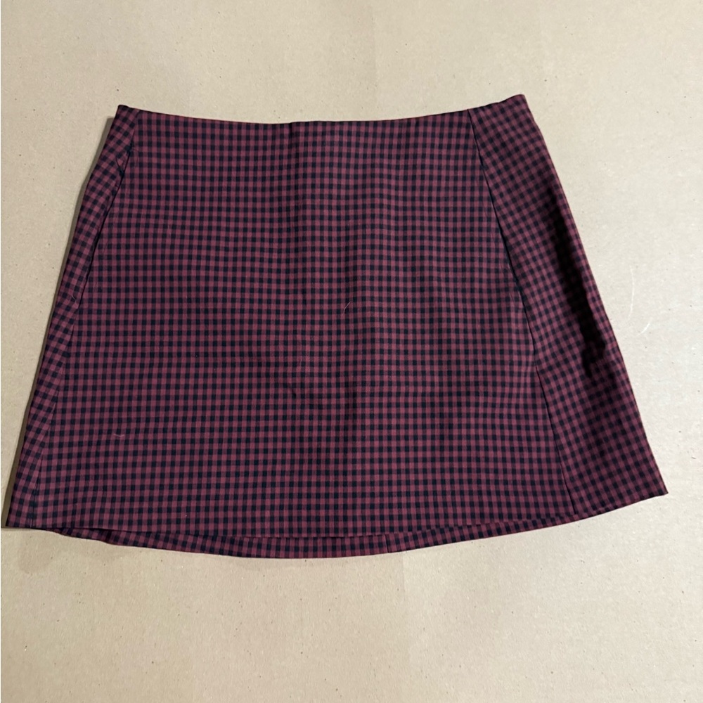 Never Worn PacSun Checkered Mini Skirt - Burgundy and Black